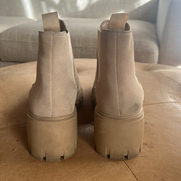 Steve Madden Howler Suede Chelsea Boots Lug Sole Block Heel Size 8M - Picture 5 of 9